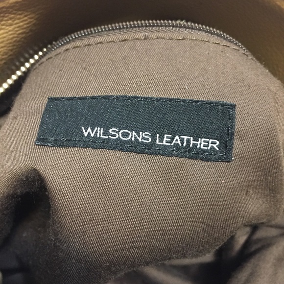 Wilson’s Leather Hobo Crossbody Leather Bag. - Picture 4 of 7
